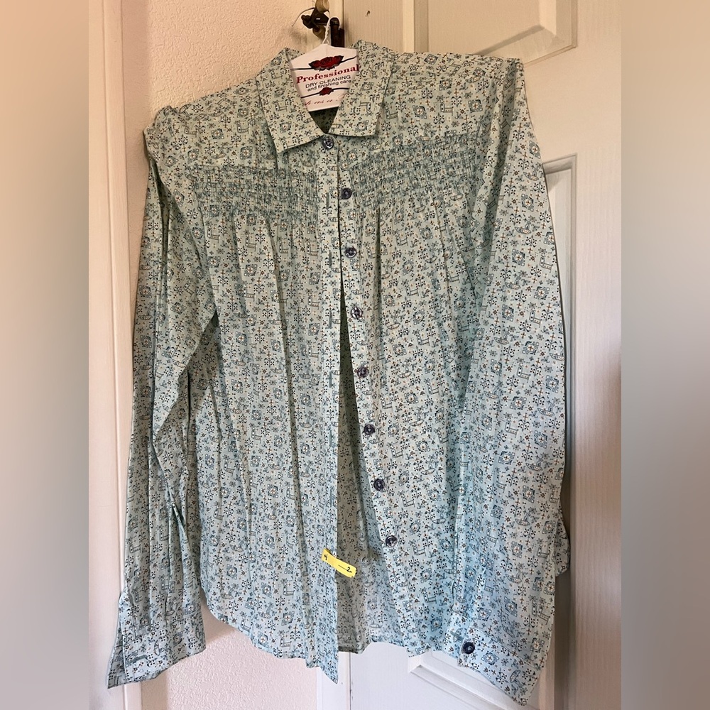 Elegant Blue Button-Down Shirt